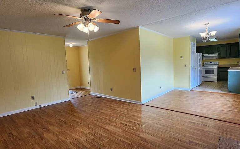 5592 Cold Stream Dr — Photo 5
