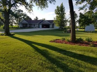 602 E 13th St, Sumner, IA 50674