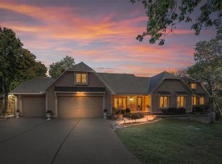 26104 E 99th St, Lees Summit, MO 64086