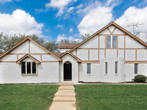 2225 Park Hill Dr, Arlington, TX 76012