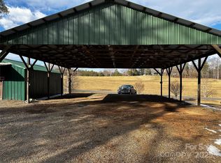 2122 Jay Clark Rd, Morganton, NC 28655