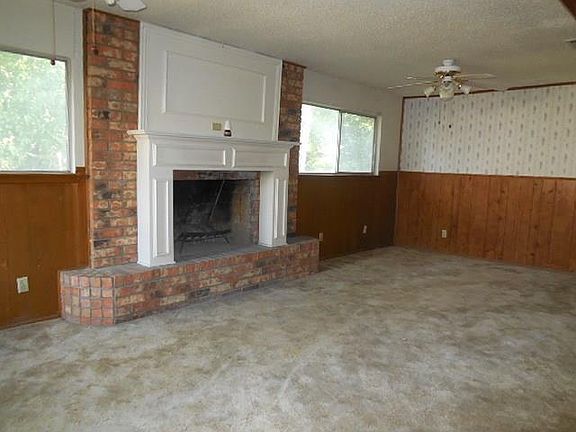 3rd image of 4921 Madella St