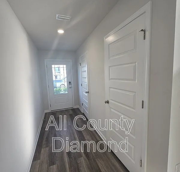 3128 Breezy Bay Ct — Photo 3