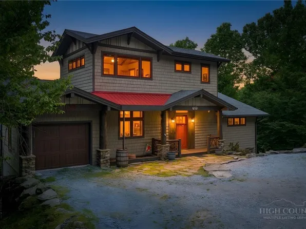 1033 Charter Hills Road, Beech Mountain, NC 28604