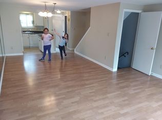 53 Chestnut Hls, New Hartford, NY 13413