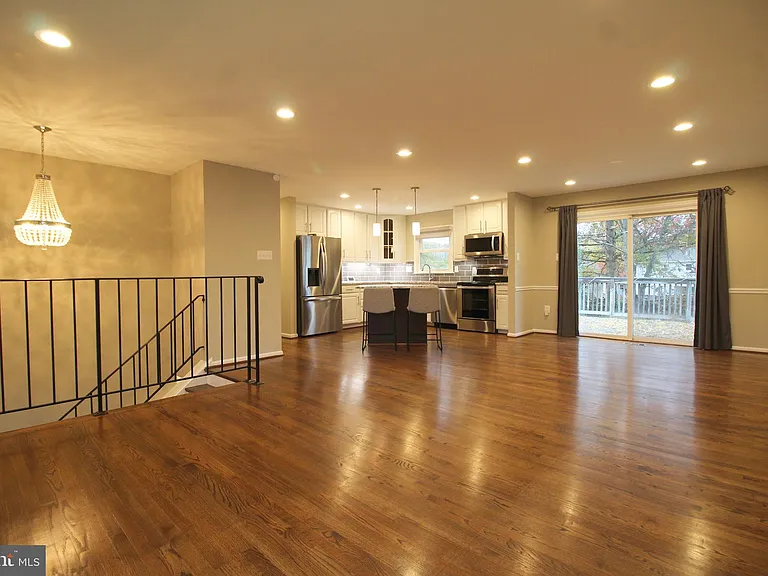 4500 Lantern Pl — Photo 6