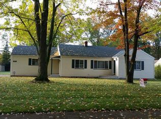 24711 Florence Ave, North Olmsted, OH 44070