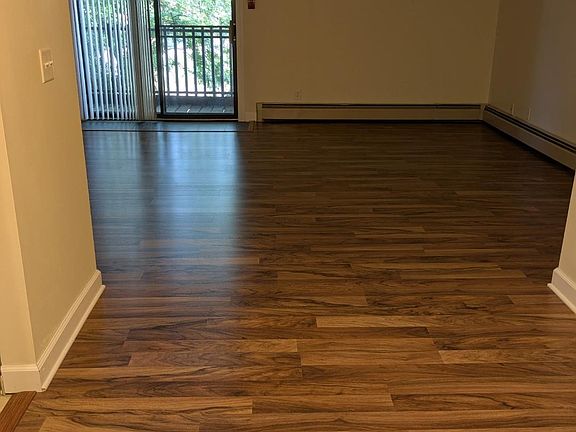 3rd image of 1518 E Longview Dr #6
