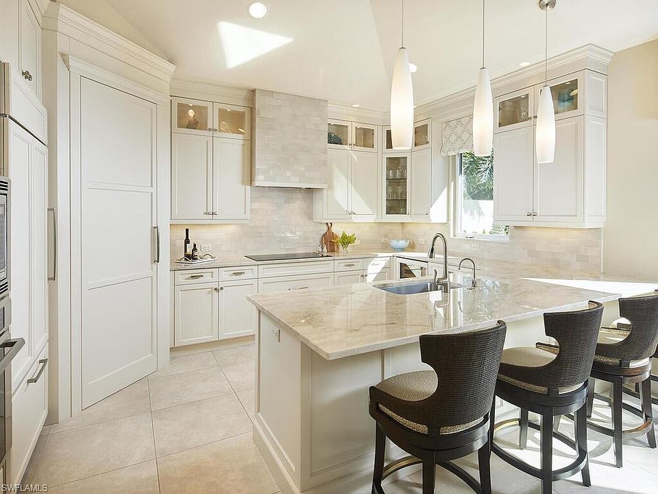 2nd image of 16 Las Brisas WAY #17