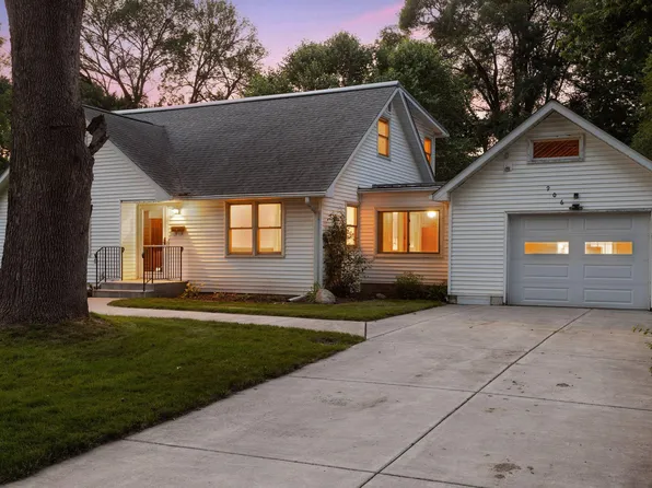 906 6th St W, Hastings, MN 55033