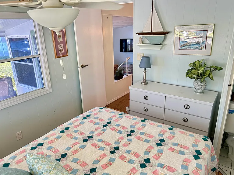 425 E Bougainvillea Dr — Photo 18