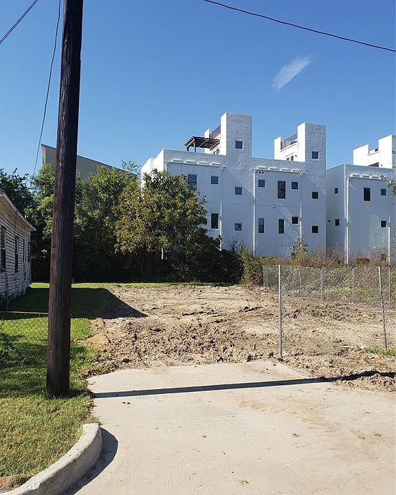 1st image of 1309 Wichman St