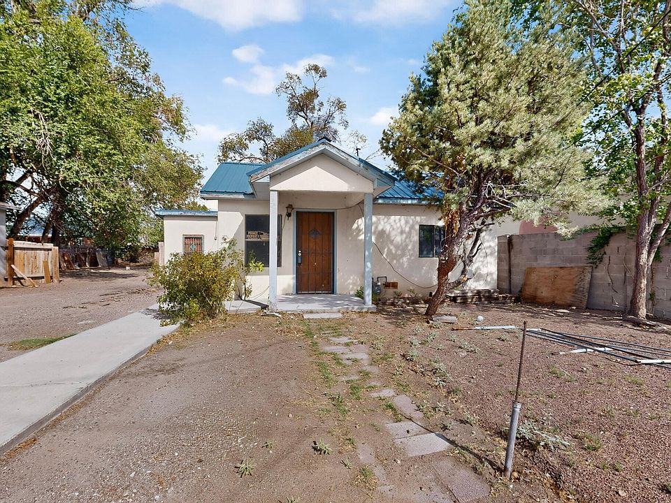 1st image of 320-324 49th St NW