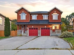 13 Katrina Ct, Toronto, ON M6L 3G3