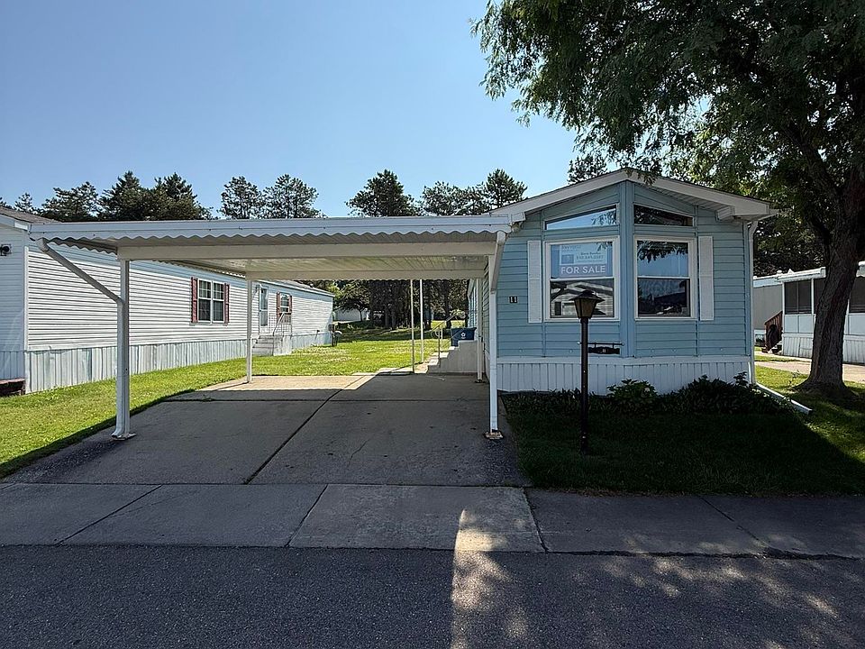 1st image of 11 Peach Tree Dr