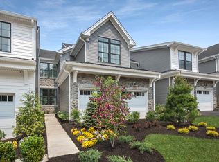 8 Swenson St #402, Denville, NJ 07834