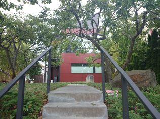 2205 41st Ave SW, Seattle, WA 98116