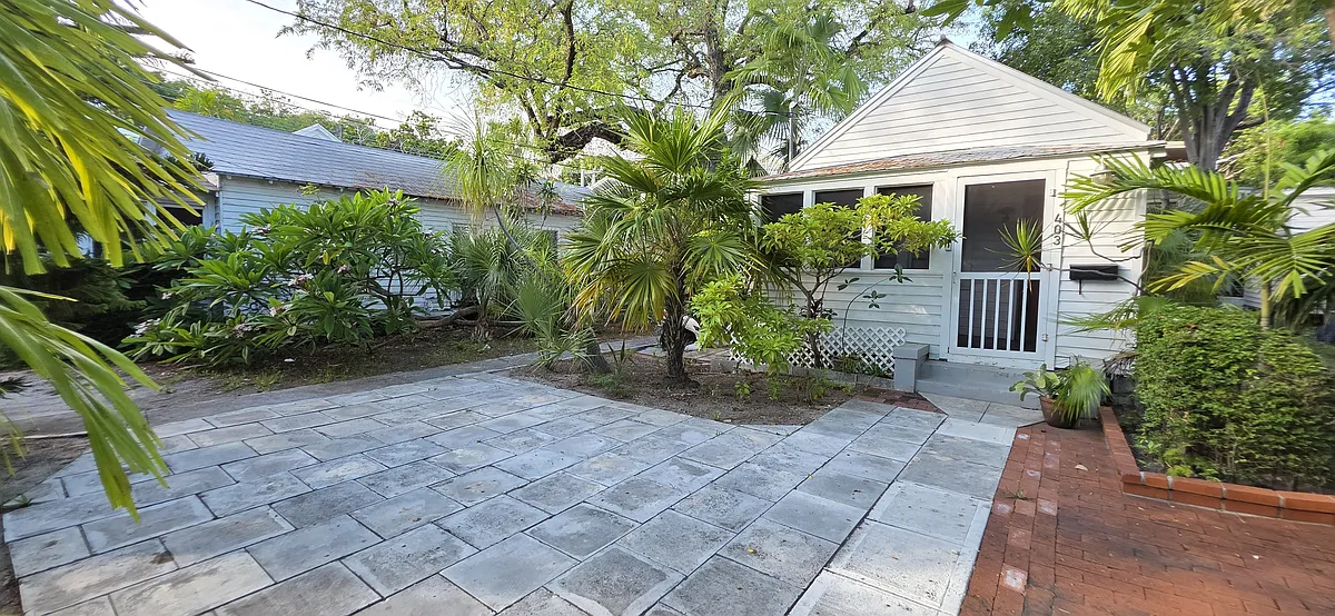 Building Photo - 403 Whitehead St