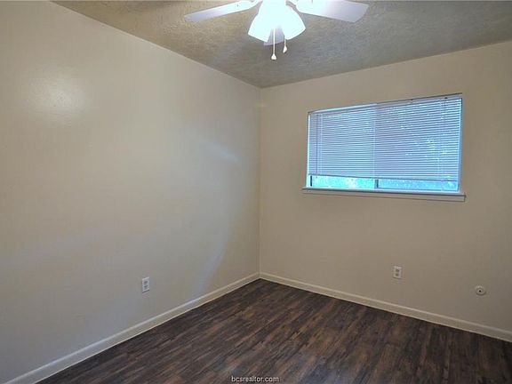 5th image of 703 Concho Pl