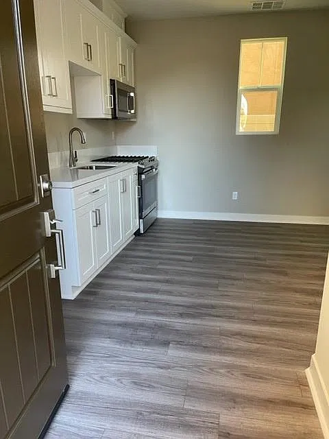 1 bed, 491 sqft, $2,445 — Photo 1