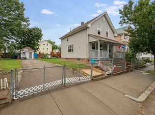 138 Salina St, Providence, RI 02904