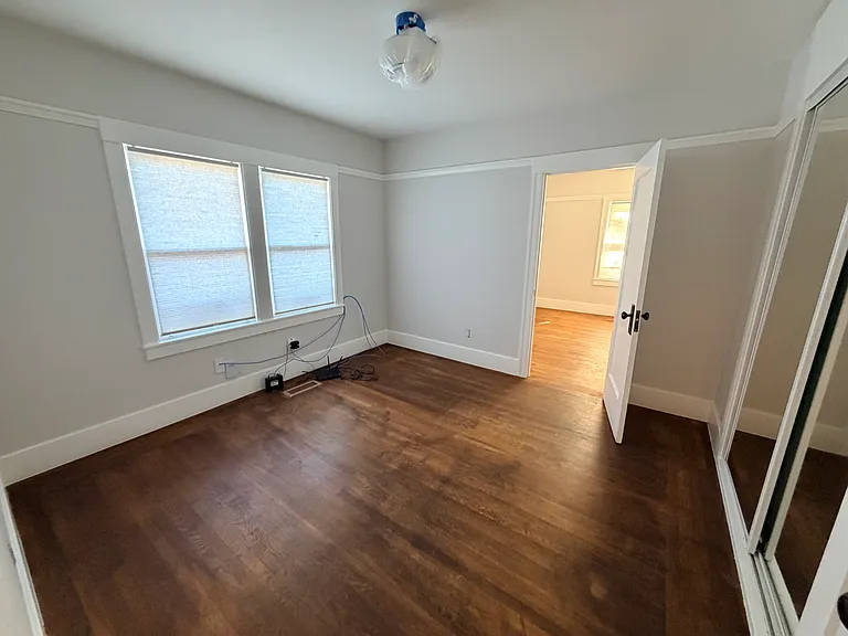3551 Lyon Ave — Photo 7