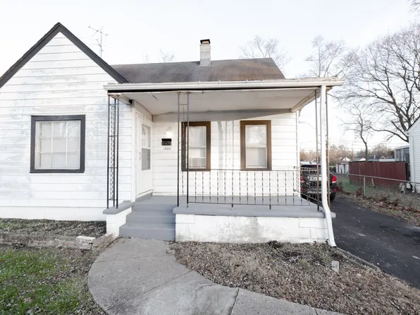 1590 Vendome Dr S, Columbus, OH 43219