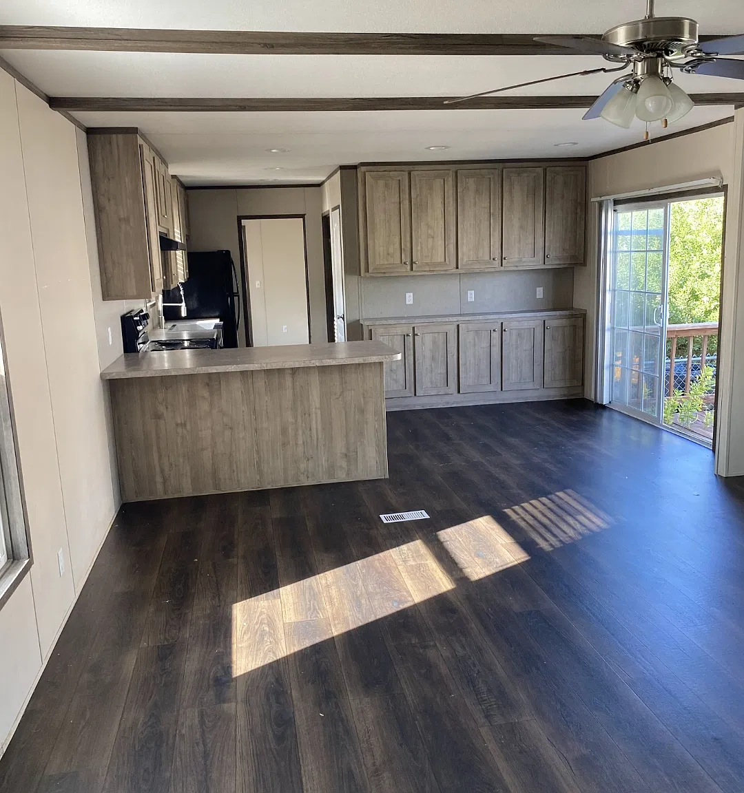 3 bed, 1216 sqft, $1,125 — Photo 3