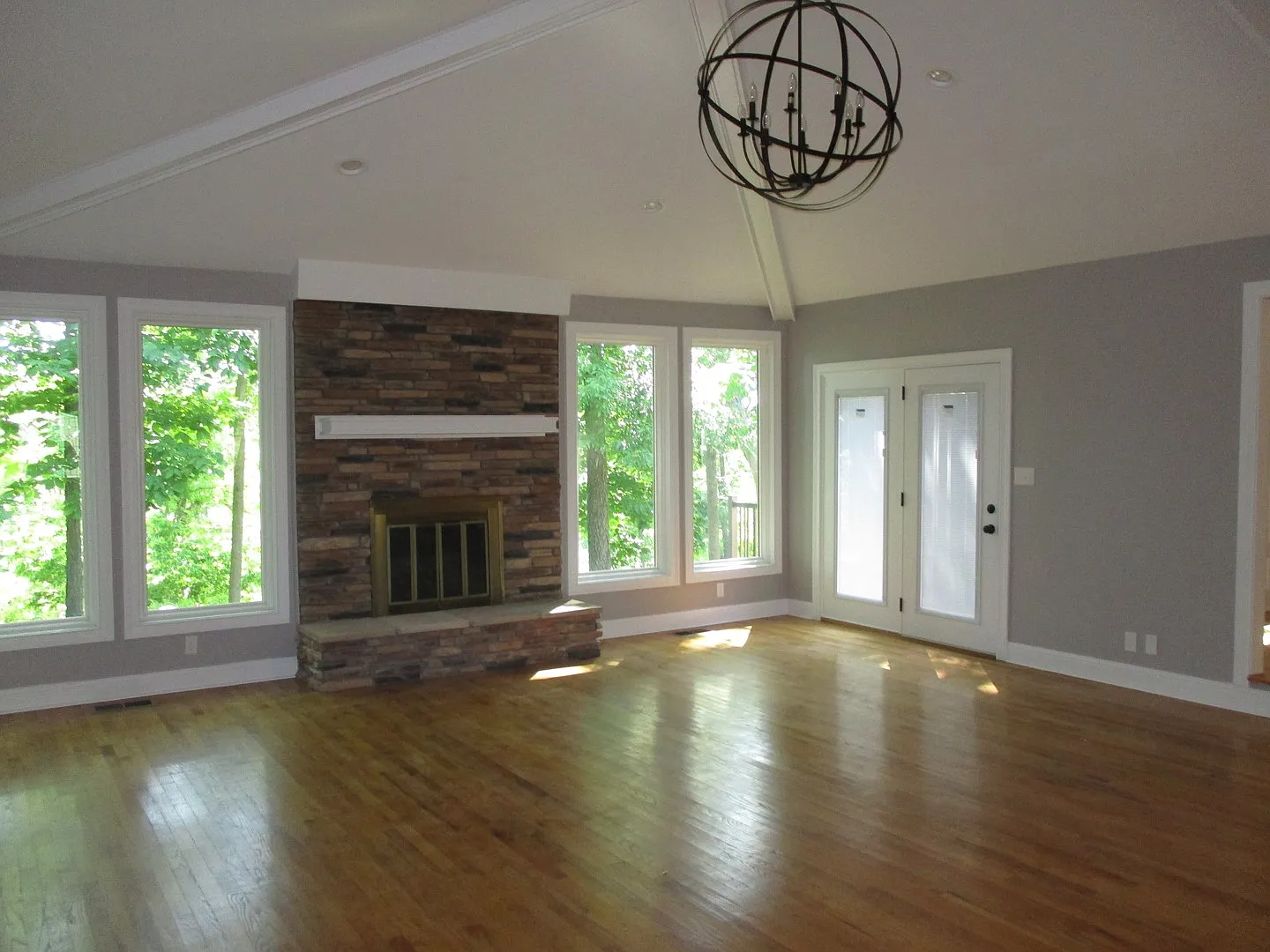 3 Bedroom 2 Bath Home For Rent Across From The Golf Club! — Photo 2