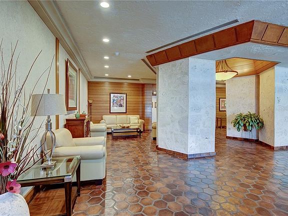 2nd image of 400 Island Way Penthouse 1709