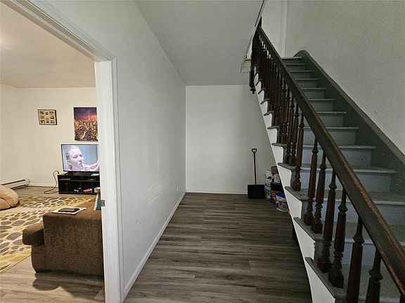 4th image of 2 Munsell St