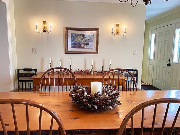 5th image of 13 Fernleigh Dr