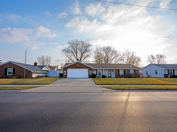 2506 Forest Valley Dr, Fort Wayne, IN 46815
