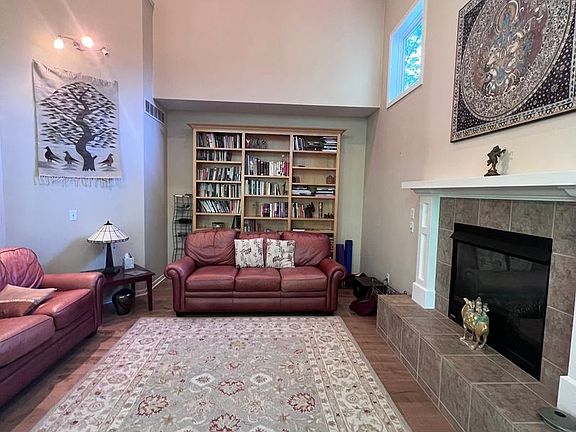 3rd image of 3315 Falcon Ridge Ct NE