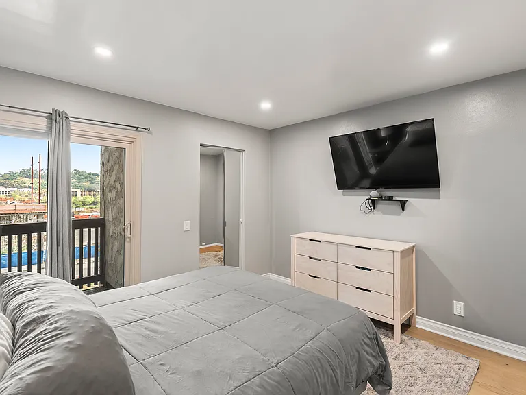 6202 Friars Rd #204 — Photo 15