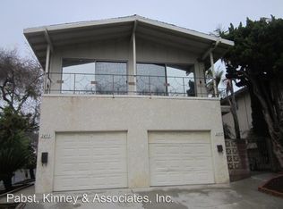 2495 E 20th St, Signal Hill, CA 90755