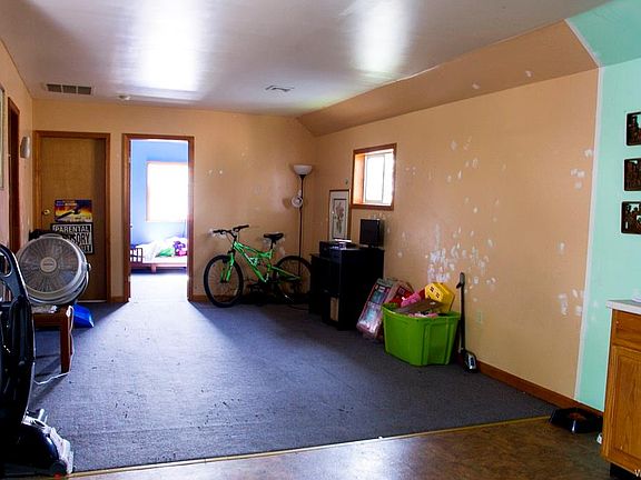 5th image of 26 Caldwell Pl