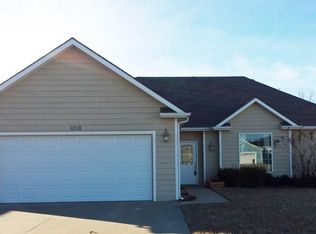 1018 Republic Cir, Salina, KS 67401