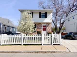 197 Stimson St, West Roxbury, MA 02132