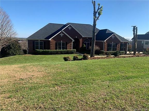 2nd image of 6221 Dwayne Starnes Dr