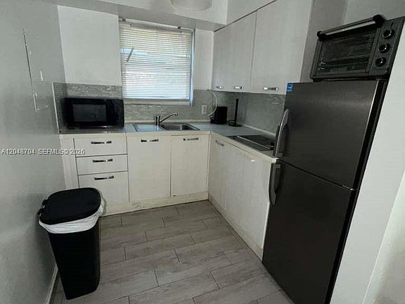 4th image of 1600 Pennsylvania Ave APT 7