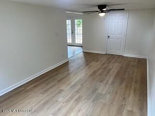 3rd image of 2320 Colonial Hills Dr