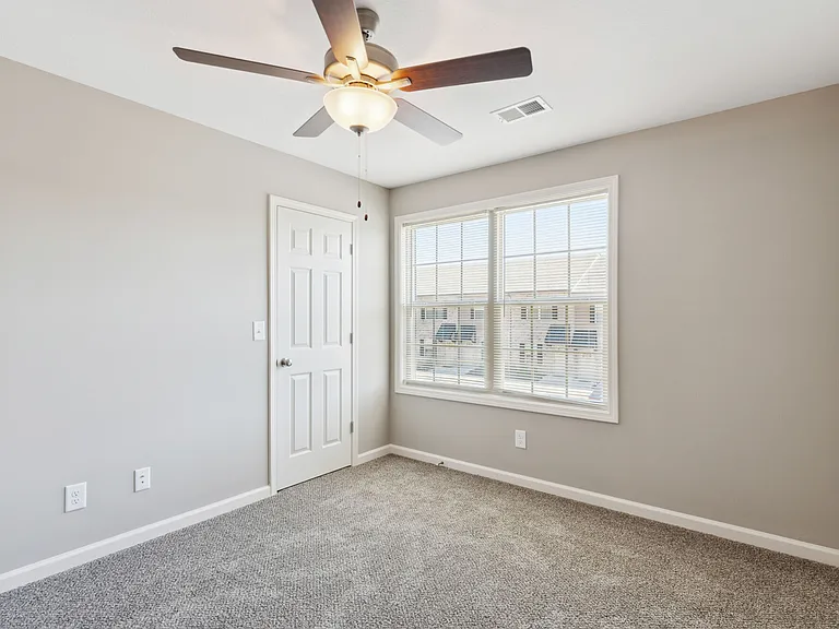 Parkview Place — Photo 17