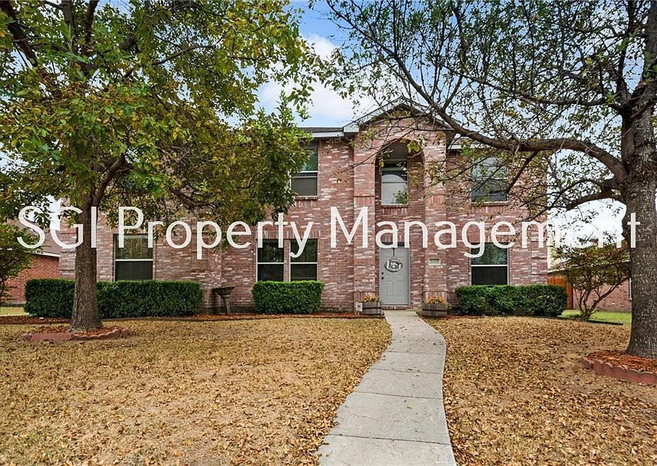 1st image of 2808 Bissell Way