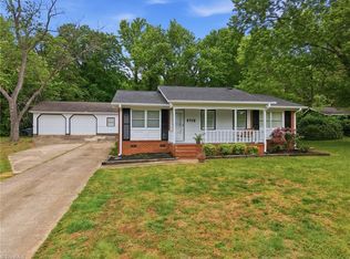 5710 Friendswood Dr, Greensboro, NC 27409