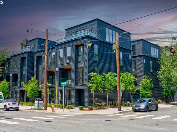 2805 NW Thurman St, Portland, OR 97210