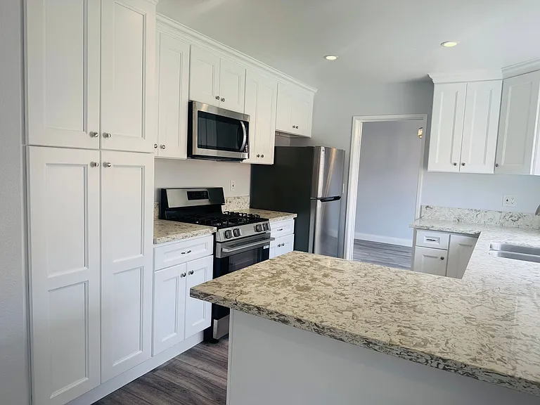1435 Spyglass Way — Photo 6
