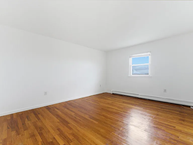 443 5th St #2 — Photo 9