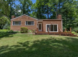 266 Mountain Rd, Cheshire, CT 06410