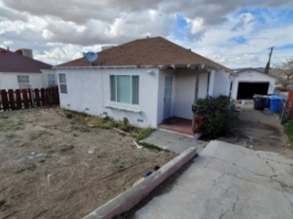 1111 Flora St